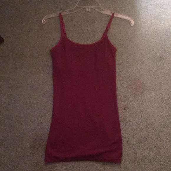 Maroon tank top - Picture 1 of 2